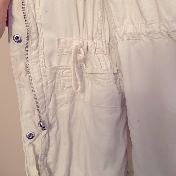 Utility Vest - Picture 4 of 4